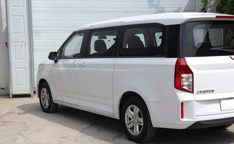 丐版758万顶配908万2021款五菱征程上市