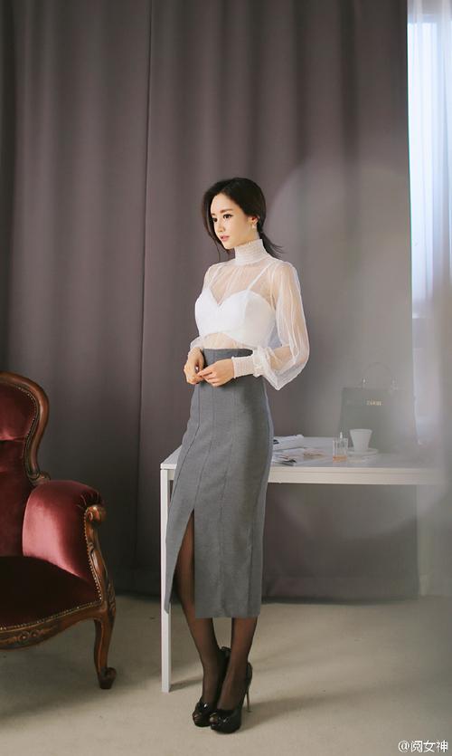 韩国ol美女孙允珠透视装爆乳黑丝美腿性感写真