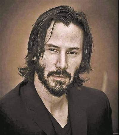 王力宏直播形象酷似基努·里维斯 从当年的优质偶像到今天的胡子拉碴