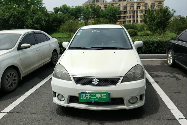 铃木 利亚纳 2012款 三厢 1.4vvt 手动豪华型