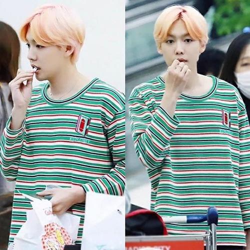 winner的lovely pink boy金振宇在机场穿了我们的新产品!