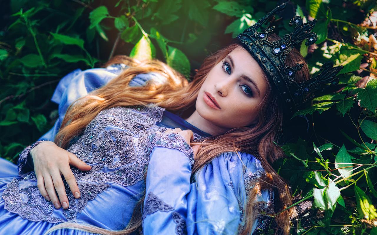 欧美美女魔法森林唯美写真图片桌面壁纸