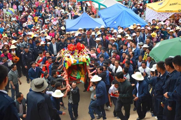 过端午赛龙神体验传统洮州民俗