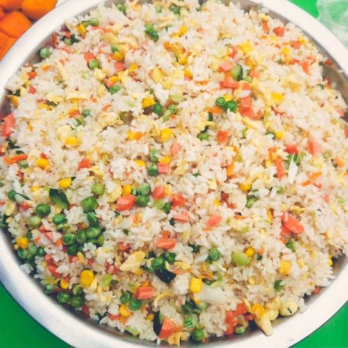 舌尖上的美食——清艳爱陪童幼儿园自助餐活动