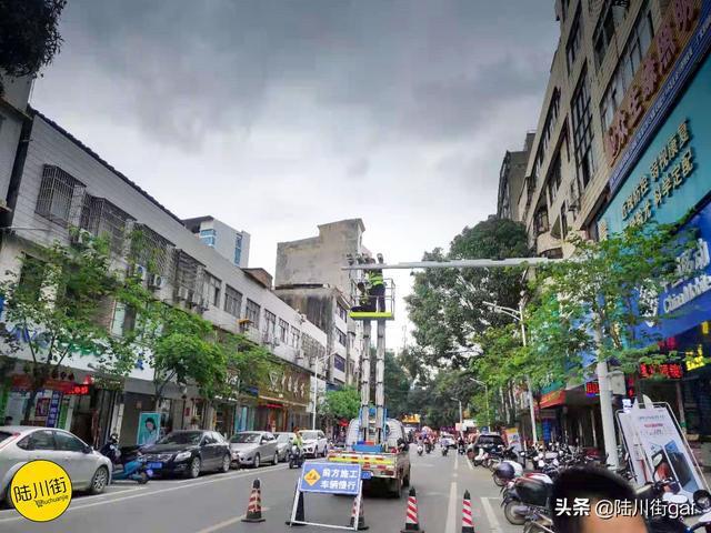 广西陆川县要停车收费了,你们怎么看?