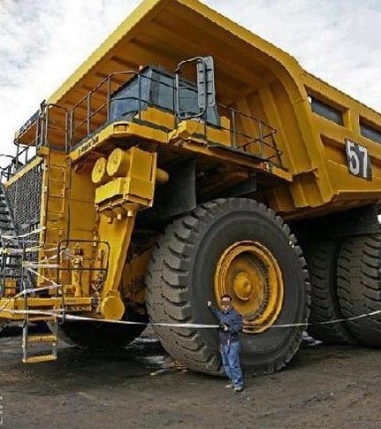 露天煤矿购巨型卡车_八卦图文