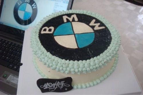 宝马车标蛋糕图片大全