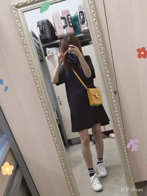 其实我的腿比照片更瘦,大腿太细了特别难看!