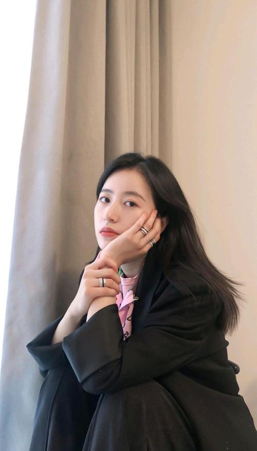 明星美图|周雨彤