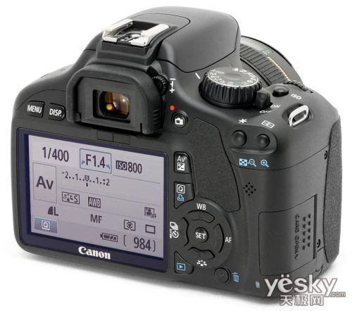 今年佳能公司重磅出击,推出了高性能实惠价的eos 550d,随后又推出了