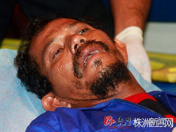 墨西哥打渔父子海上沉船23天后奇迹生还(组图)