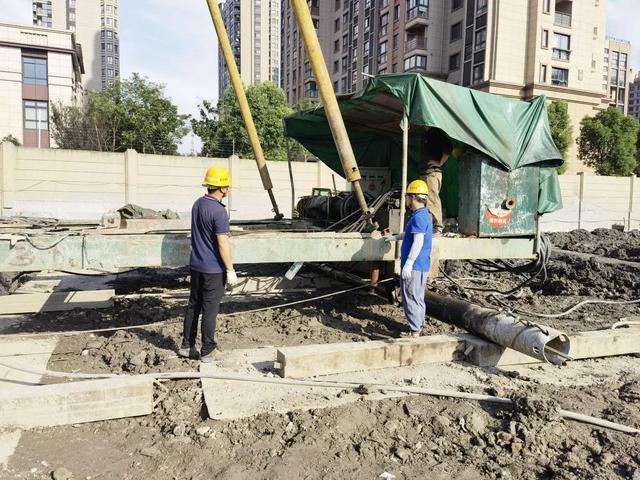 建筑工地,昆山全面推进施工现场大型机械设备"大体检