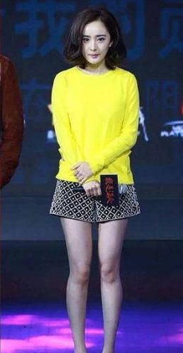 娱乐圈o型腿的女明星:杨幂,唐嫣,范冰冰,赵丽颖,张韶涵