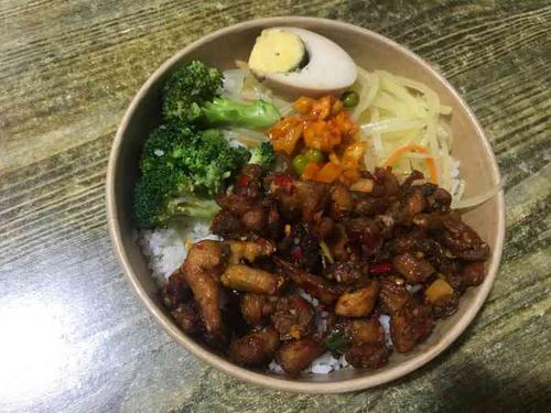 饭先生大碗饭·中式便当-"色香味俱全,不管是主菜还是