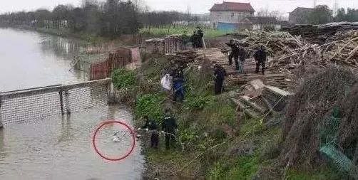 云南一女孩因和男友吵架,双腿被切除并抛尸河道