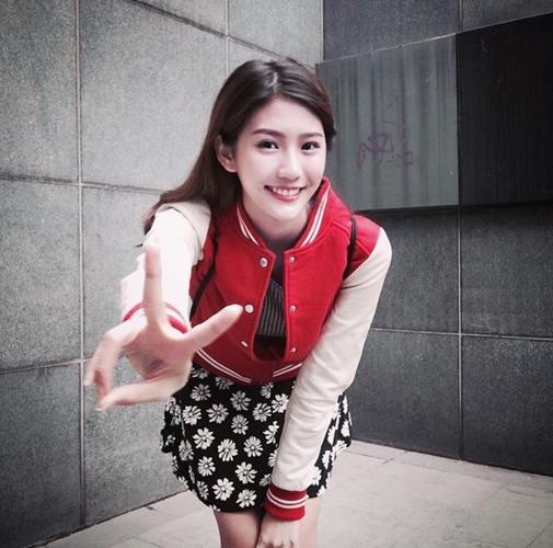 朱主爱《莫名其妙爱上你》尤克里里谱