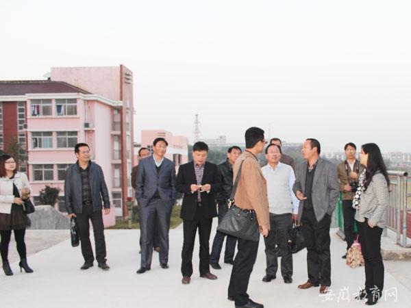 广德县桃州中学与长三角网上结对学校开展线下友好