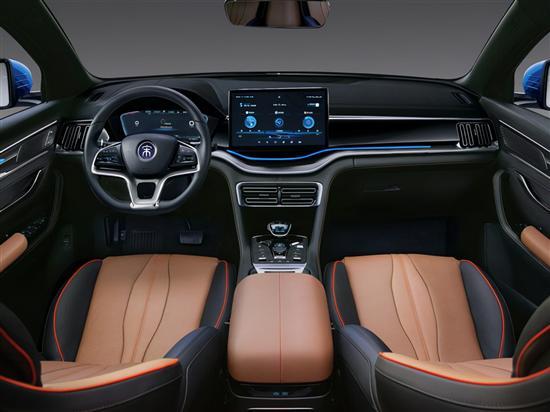 年内或上市 比亚迪宋plus dm-i内饰出新色