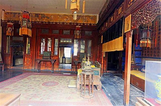 原创为什么故宫养心殿常年潮湿阴冷?专家拆开地砖,被古人的智慧折服