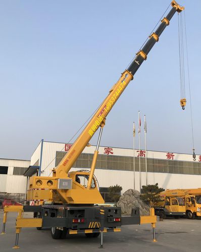 12吨吊车--重汽王牌--山东吊车--直销