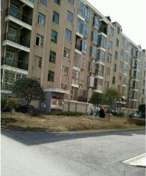 幸福里小区120平优质房源出售(三楼)