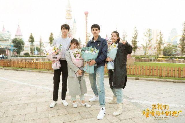 司徒末本末!邢菲《致我们暖暖的小时光》杀青 笑靥如花模样可人