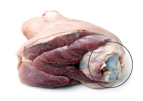 后肘子可以顺关节剔下来,骨头完成