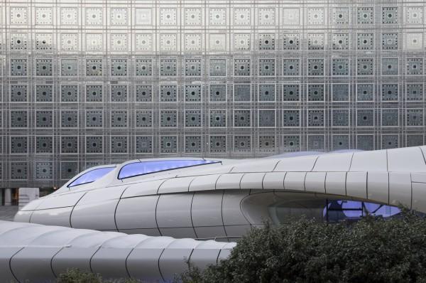 法国,巴黎,香奈儿流动艺术展览馆/ 扎哈哈迪德建筑事务所(zaha hadid