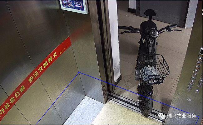 电动车在电梯内爆燃,5月龄婴儿被严重烧伤,痛心!