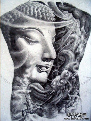 满背佛祖与龙纹身图案