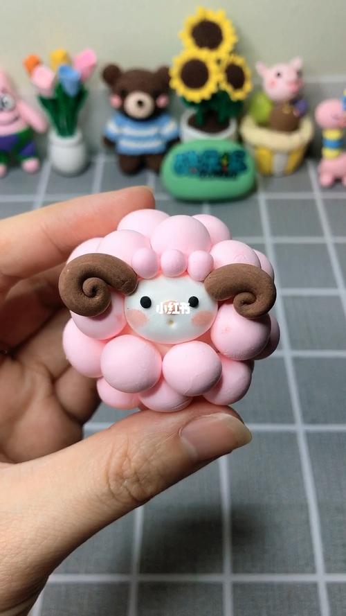 粉嫩的小羊_粘土_手工制作_粘土手工_兴趣爱好_手工