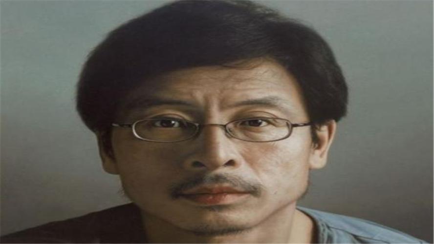 在中国当代画坛,油画家冷军绝对是一个热门人物.