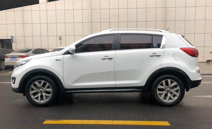 起亚 智跑 2016款 2.0l 自动两驱版gls