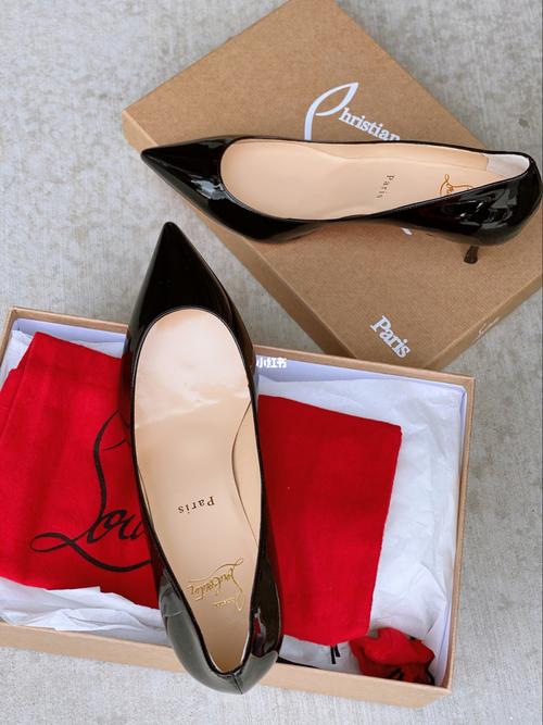 christian louboutin红底高跟鞋_高跟鞋_克里斯提·鲁布托怎么样_鞋控