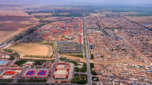 闽宁镇:写在戈壁滩上的绿色史诗