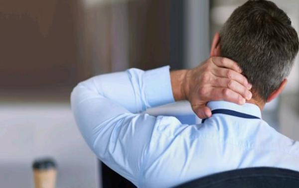 颈肩酸痛颈肩酸疼