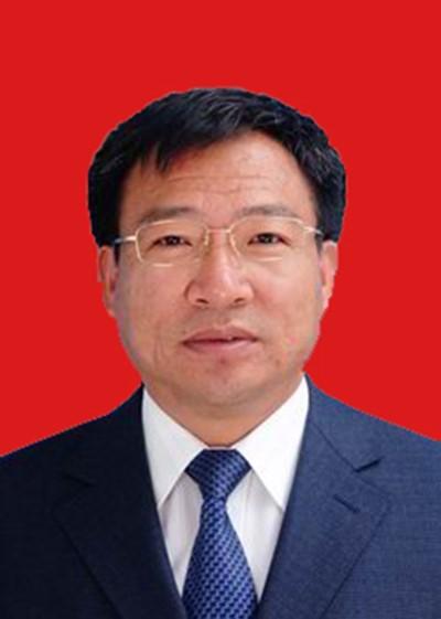 齐忠彦,男,汉族,1962年9月生,黑龙江勃利人,1980年8月参加工作,1983年