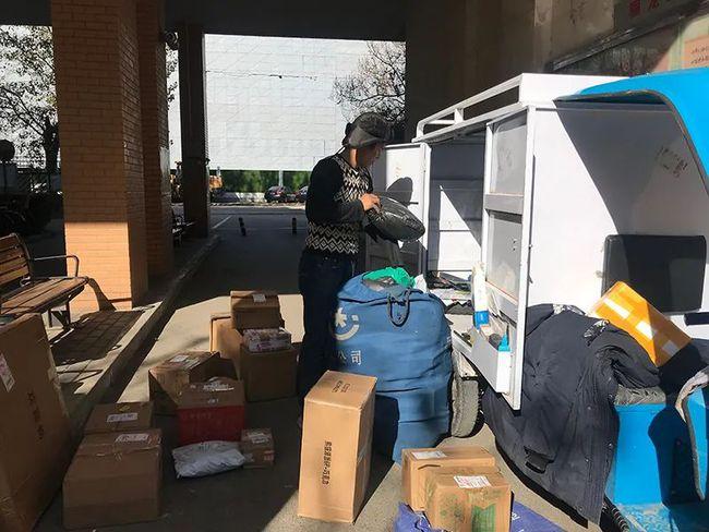 观内访谈:走近身边一位"特别"的快递小哥|小姚|快递员