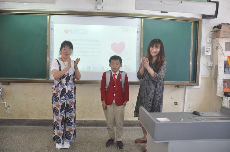 个旧市绿春小学开展"自强脱贫,助残共享"助残日活动