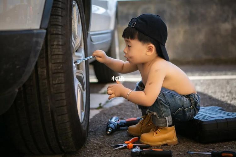 酷到爆炸99的修车仔太帅啦!|男孩创意照97