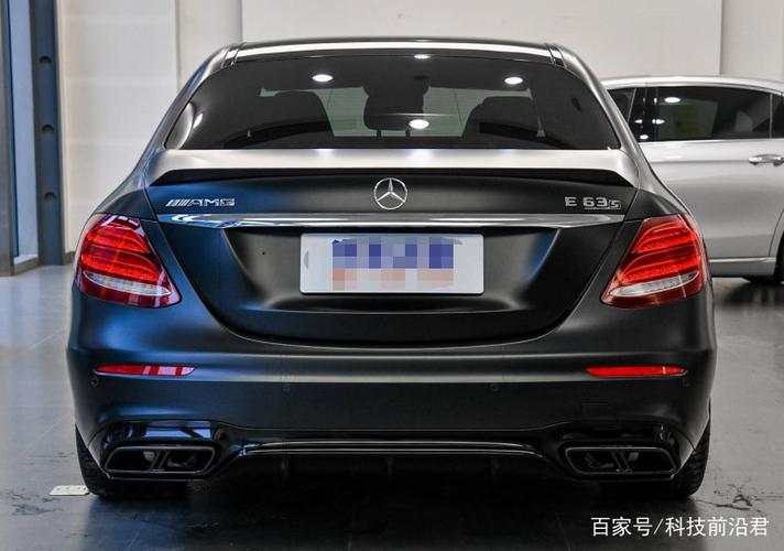 奔驰e级amg车系,造型时尚,颜值出众