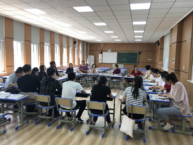 定海区初中科学青年教师课堂教学展示活动在定海二中