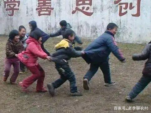 90年代的贵州毕节老照片,这里有你难忘的童年往事吗?