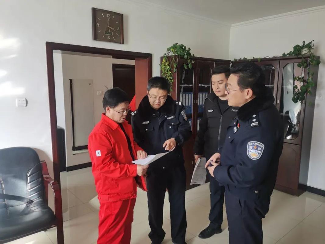 来源:茫崖市公安局交警大队特别声明本文为澎湃号作者或机构在澎湃