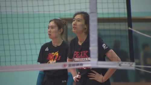 天津女排抵达潍坊赛区,作为袁心玥的搭档,王媛媛这样表态