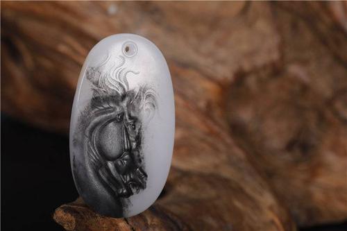 这些玉雕马为何这么胖?背后竟有如此深意!