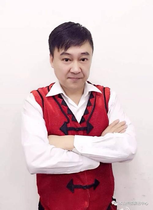 本山传媒张小伟新单曲《难得一见》即将全网发行 热切期待