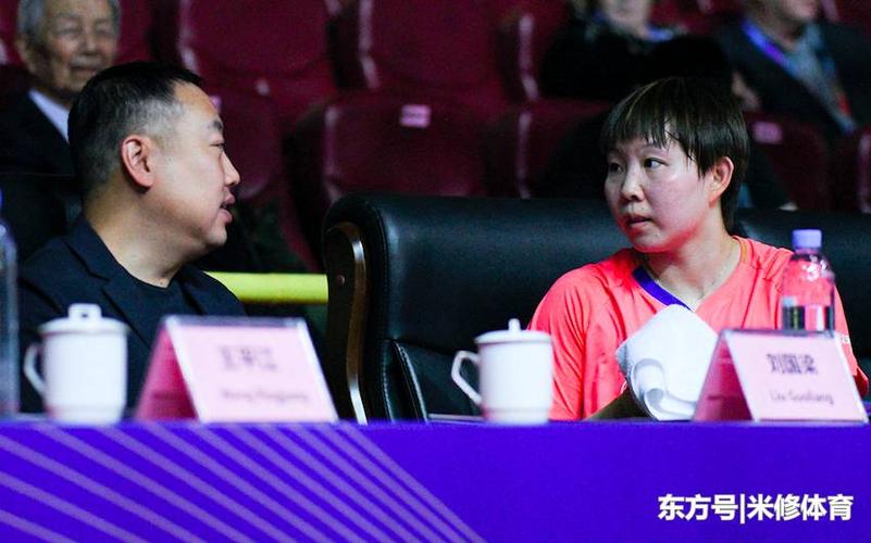 世界杯朱雨玲开门红!央视盛赞完美,刘国梁与她热聊15分钟
