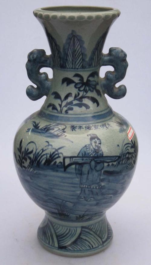 古董青花瓷器花瓶