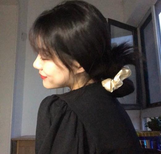 女生伤感真人头像_素材_头像